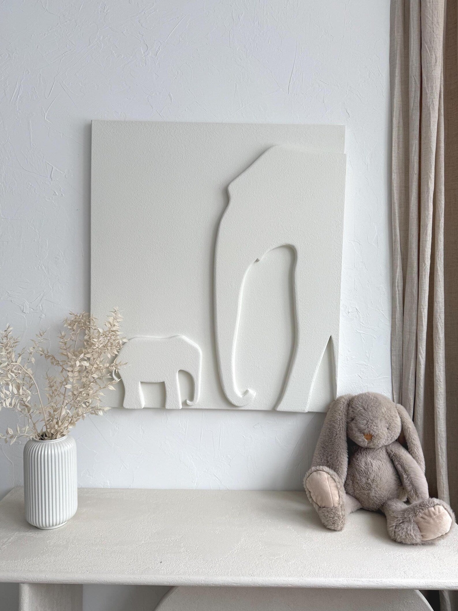 minimalist textured plaster decor